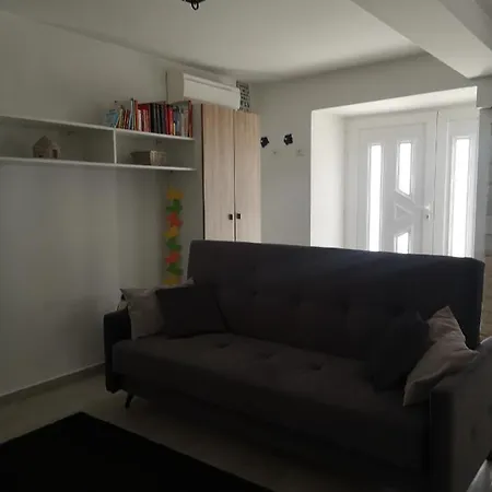 Apartment Butterfly *